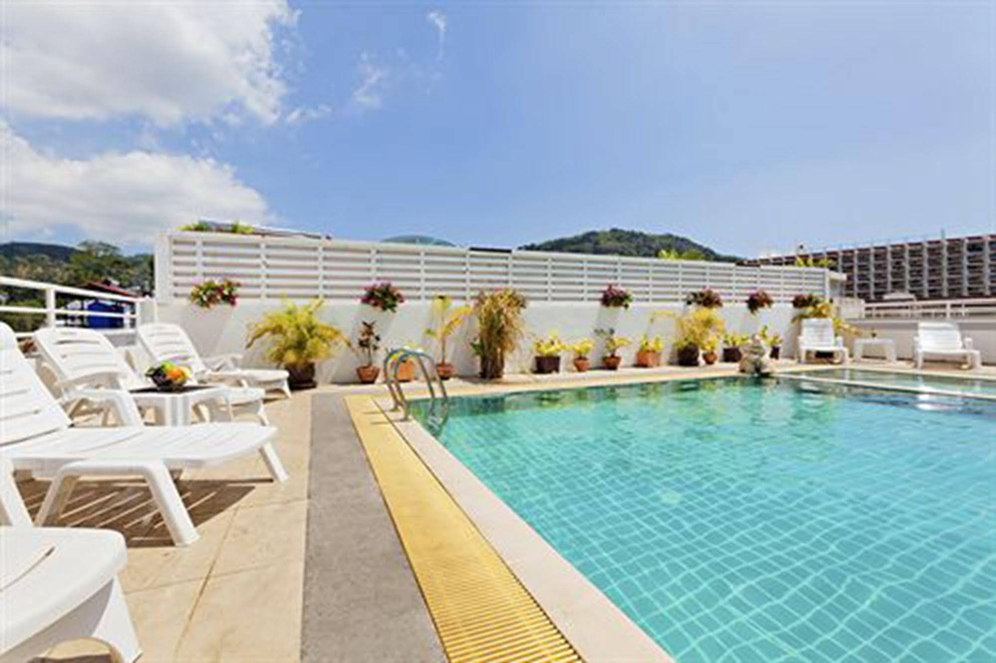 Garden Phuket Hotel Patong Exterior foto