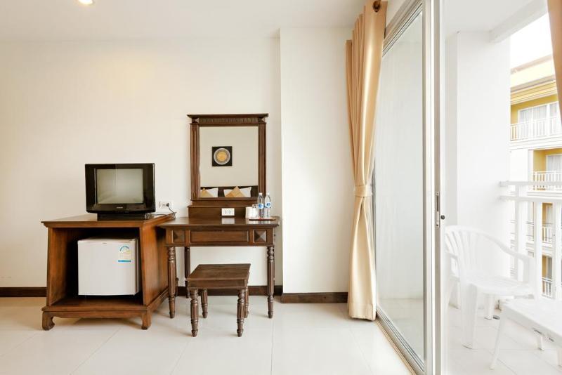 Garden Phuket Hotel Patong Exterior foto